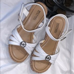 Micheal Kors Kids wedges
